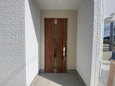 【玄関】 | 金武町金武（全4棟） | ※同仕様写真です