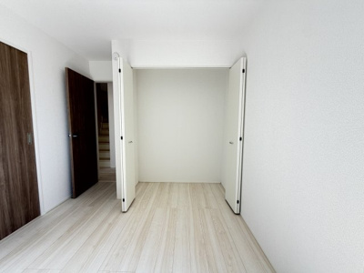 【収納】 | 金武町金武（全4棟） | 2号棟　1階洋室5.25帖＋CL付き♪