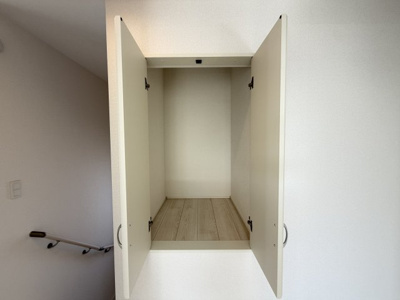 【収納】 | 金武町金武（全4棟） | 2号棟　2階ホール収納付き♪