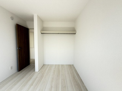 【収納】 | 金武町金武（全4棟） | 2号棟　洋室5.25帖＋CL付き♪