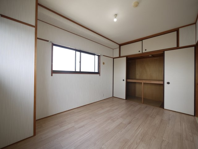 リレイズ広瀬の居間・リビング