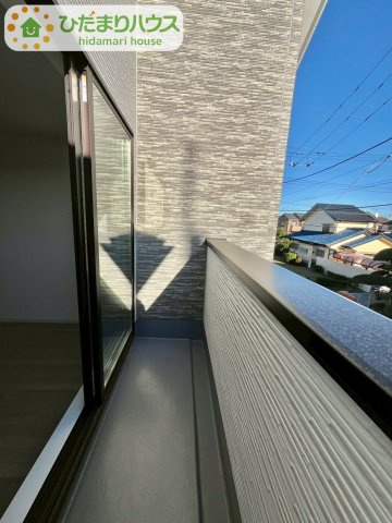 東初石13期　新築戸建　1号棟のバルコニー|南側に面したバルコニー☆彡お洗濯物がよく乾きます♪						
