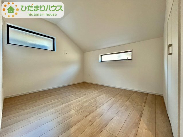 東初石13期　新築戸建　1号棟の洋室|収納だけでなく、シアタールームや書斎、趣味部屋にも！						
