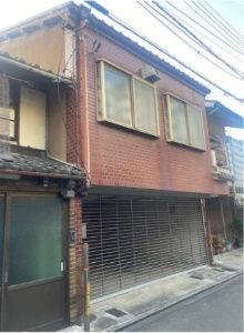 京都市上京区三丁町　住宅付き店舗戸建ての外観