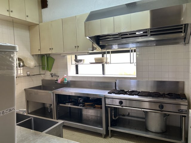 宜野座・ペンションのキッチン