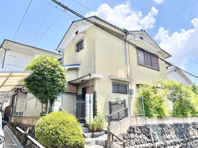 八幡市橋本栗ケ谷　中古一戸建て