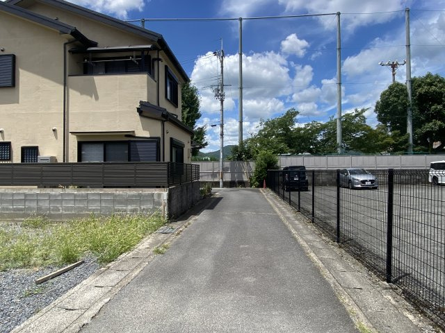 上賀茂烏帽子ケ垣内町 土地の前面道路含む現地写真