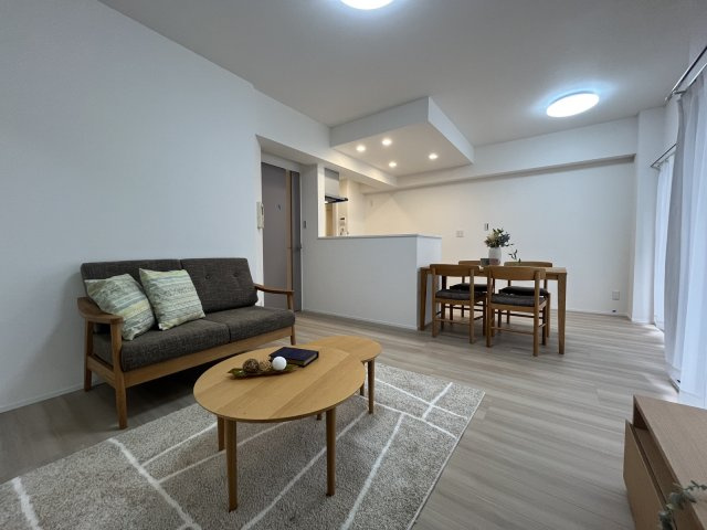 ジョイナス天神タワーの居間・リビング