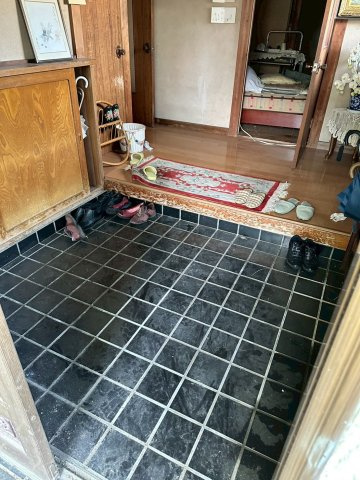 栃木県小山市間々田の玄関