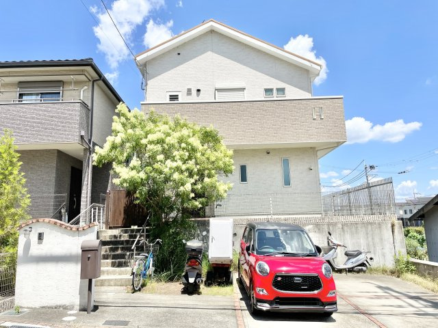 枚方市伊加賀西町　中古一戸建て