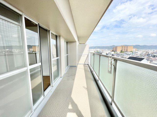Ｍプラザ枚方弐番館のバルコニー|広々としたバルコニーです