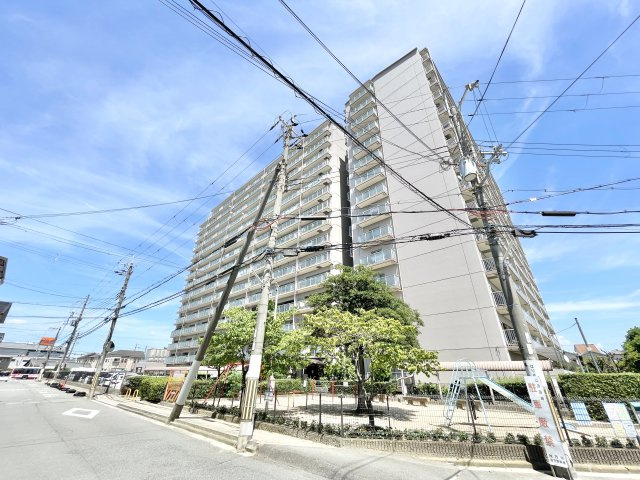 Ｍプラザ枚方弐番館の外観|きれいな外観です