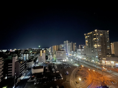 【展望】 | グレースタワーⅡ | 「東向きバルコニーからの眺望。落ち着いた夜景。」