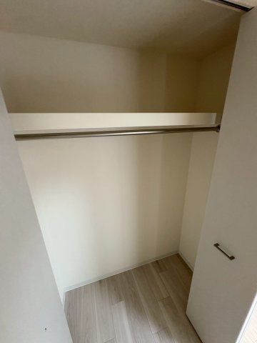 大阪市西区立売堀６丁目の賃貸マンションの収納