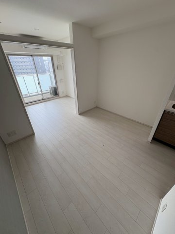 大阪市福島区玉川３丁目の賃貸マンションの居間・リビング