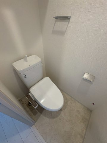 大阪市福島区玉川３丁目の賃貸マンションのトイレ