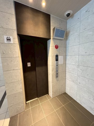 大阪市福島区玉川３丁目の賃貸マンションのエントランス