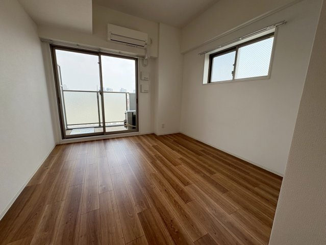 大阪市大正区三軒家西３丁目の賃貸マンションの居間・リビング