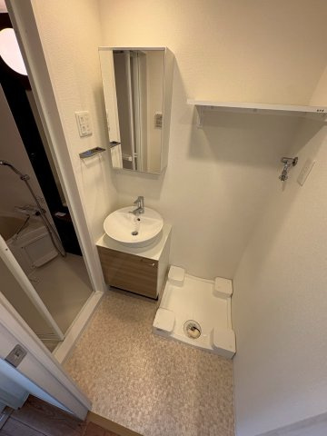 大阪市大正区三軒家西３丁目の賃貸マンションのトイレ