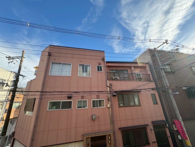 大阪市西区千代崎１丁目の賃貸マンションの外観