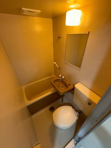 大阪市西区本田２丁目の賃貸マンションの浴室