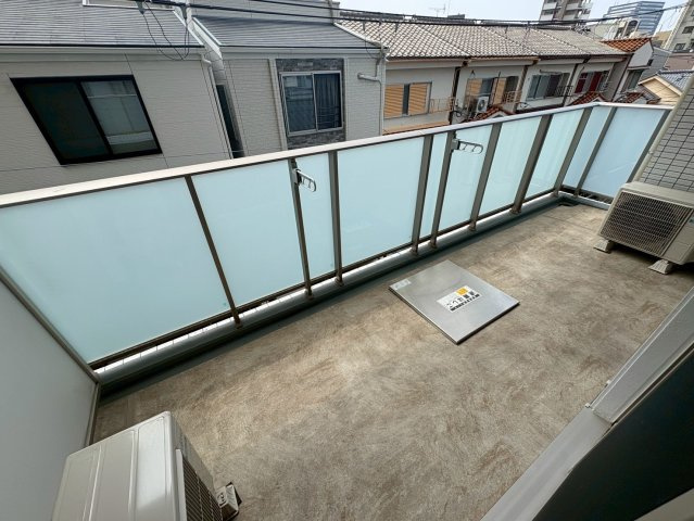 大阪市福島区玉川３丁目の賃貸マンションのバルコニー