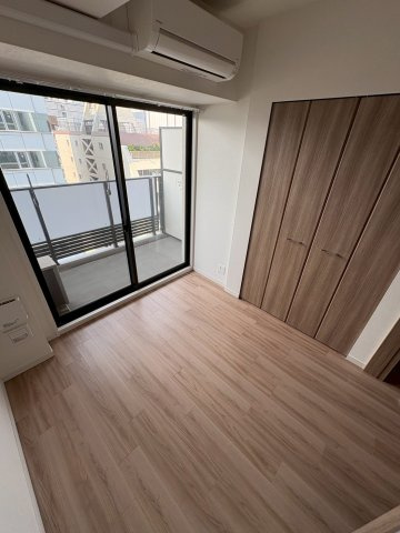 大阪市西区南堀江２丁目の賃貸マンションの居間・リビング