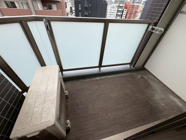 大阪市西区阿波座１丁目の賃貸マンションのバルコニー