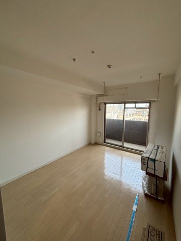 大阪市中央区内平野町２丁目の賃貸マンションの居間・リビング