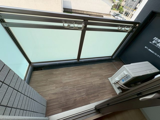 大阪市福島区鷺洲５丁目の賃貸マンションのバルコニー