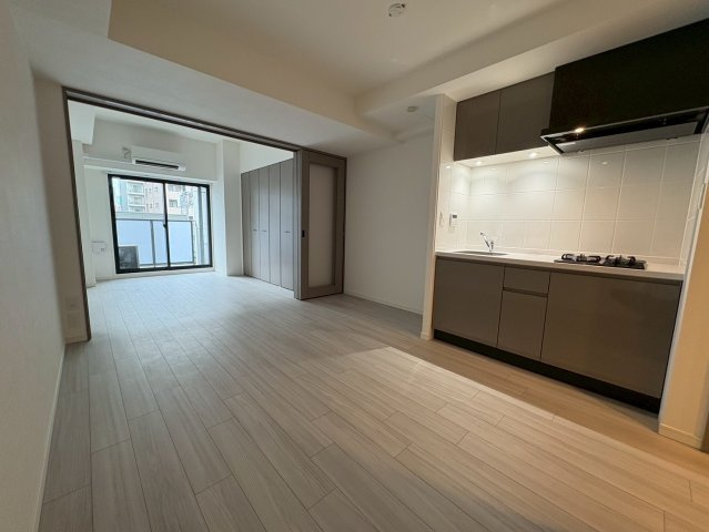 大阪市西区江之子島１丁目の賃貸マンションの居間・リビング