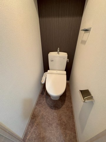 大阪市福島区鷺洲４丁目の賃貸マンションのトイレ