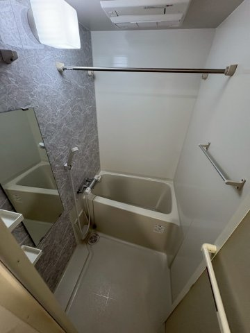 大阪市福島区鷺洲４丁目の賃貸マンションの浴室