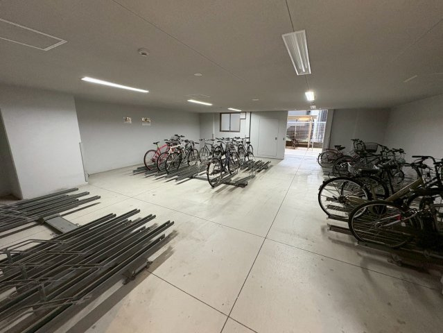 大阪市中央区本町４丁目の賃貸マンションのその他