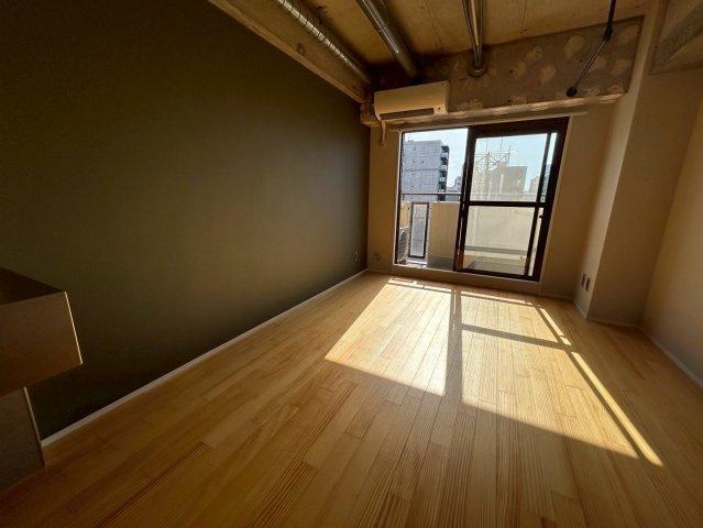 大阪市中央区南久宝寺町４丁目の賃貸マンションの居間・リビング