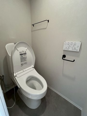 大阪市中央区南久宝寺町４丁目の賃貸マンションのトイレ