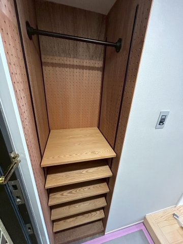 大阪市中央区南久宝寺町４丁目の賃貸マンションの収納