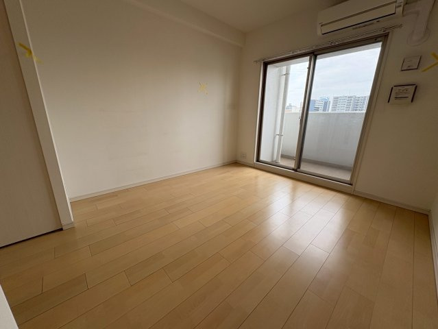 大阪市西区九条３丁目の賃貸マンションの居間・リビング