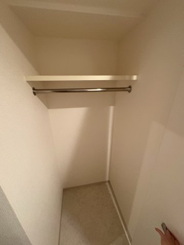 大阪市西区立売堀３丁目の賃貸マンションの収納