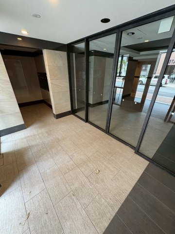大阪市西区京町堀２丁目の賃貸マンションのロビー