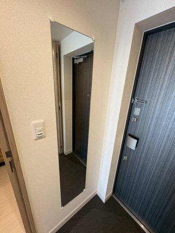 大阪市西区京町堀２丁目の賃貸マンションの玄関