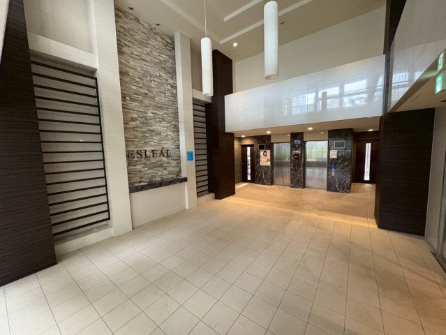 大阪市西区江之子島１丁目の賃貸マンションのロビー