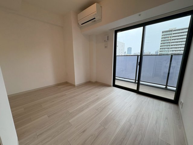 大阪市西区新町３丁目の賃貸マンションの居間・リビング