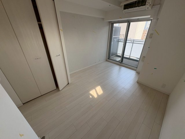 大阪市西区江戸堀２丁目の賃貸マンションの居間・リビング