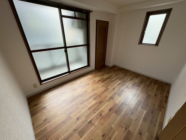 大阪市西区新町１丁目の賃貸マンションの居間・リビング