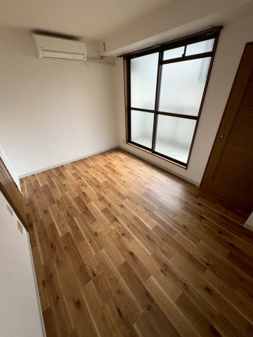 大阪市西区新町１丁目の賃貸マンションの居間・リビング