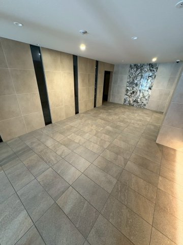 大阪市西区立売堀６丁目の賃貸マンションのロビー