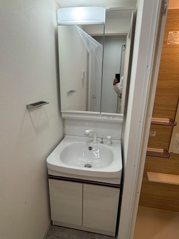 大阪市西区南堀江３丁目の賃貸マンションの洗面所