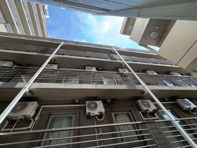 大阪市西区江戸堀３丁目の賃貸マンションの外観