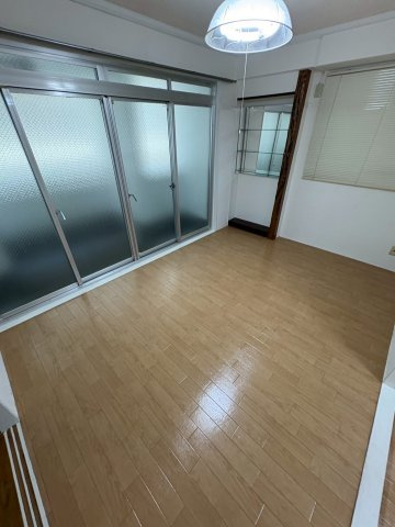 大阪市西区江戸堀３丁目の賃貸マンションの居間・リビング